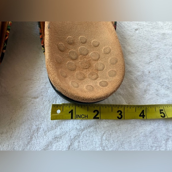 Vionic Bella IIWomen's Floral Toe Post Flip Flop Sandals Size 8 podiatric disign - Picture 5 of 13